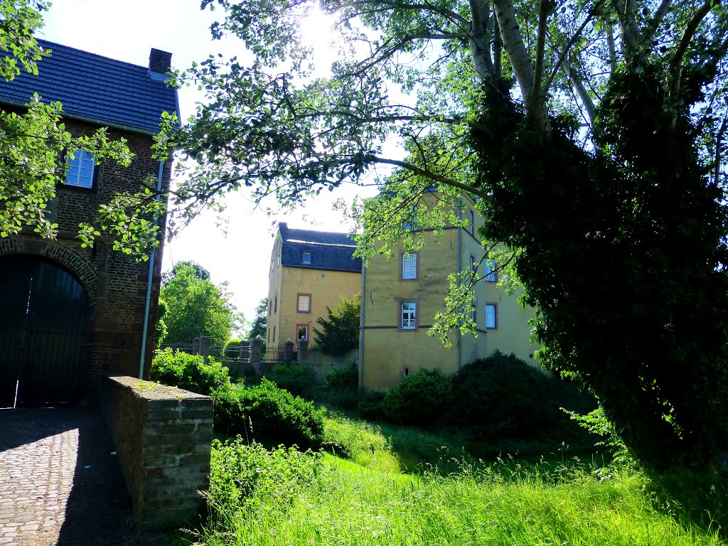 DE - Weilerswist - Burg Bodenheim by Carlo M. Dimhofen