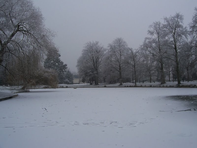 Parc de l'orangerie by superbolt67