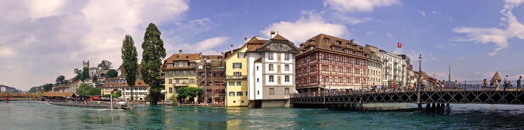 Panorama: Old Lucerne and Reuss River, Part II, 030° (06/2013) by leandros.lu