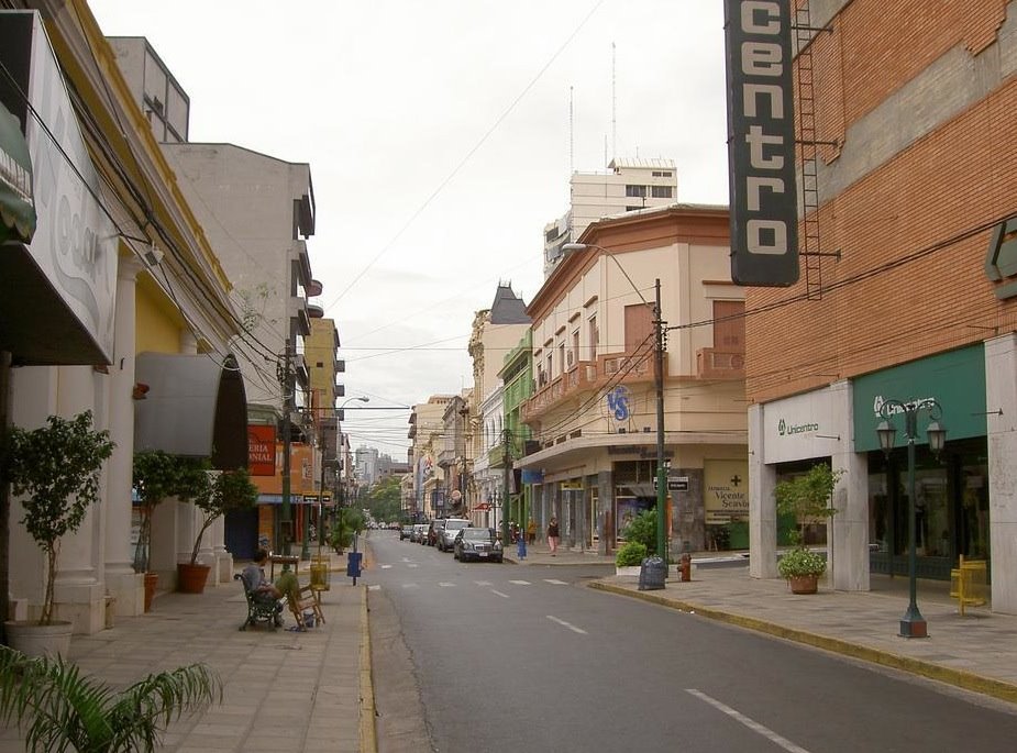 Calle Palma entre15 de Agosto y 14 de Mayo de Asunción by lina kraemer