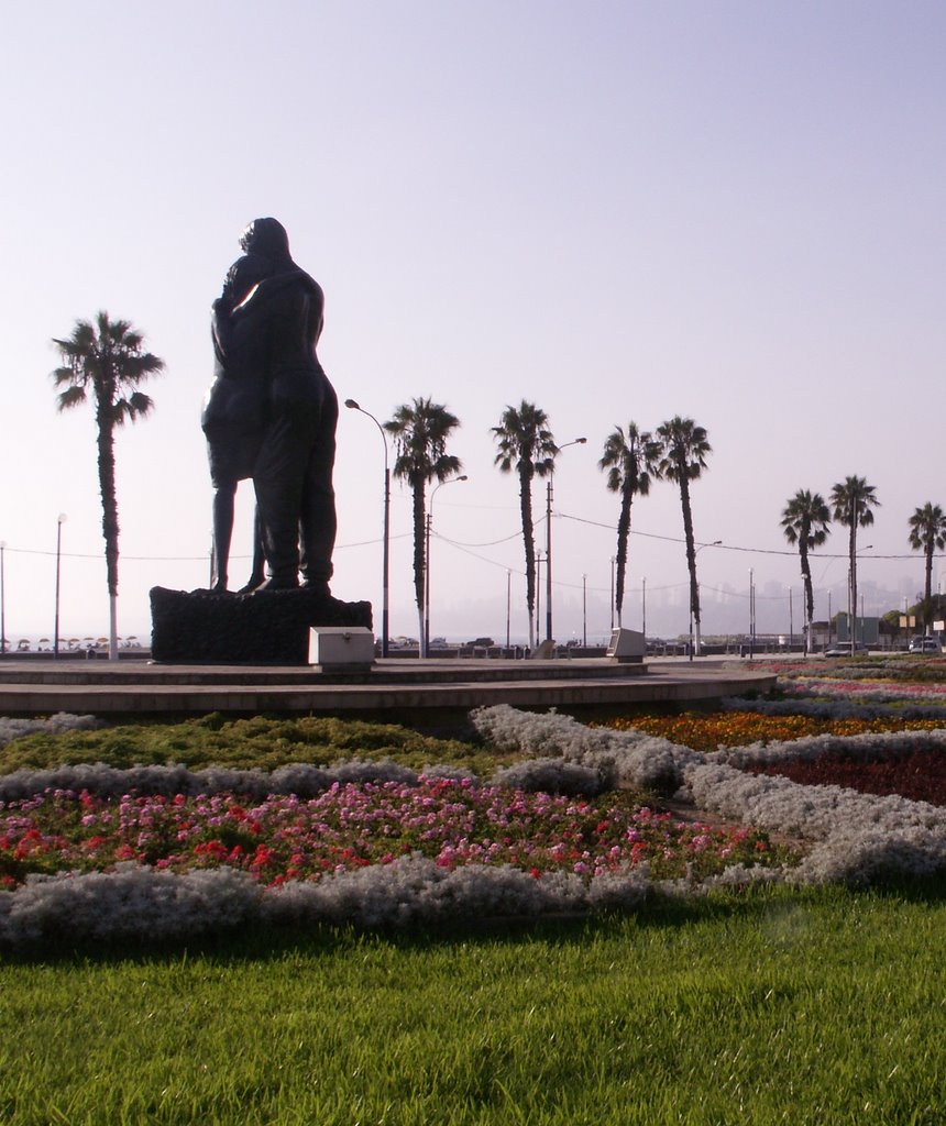 Estatua Amor Chorrillos 2 by de jaxsun