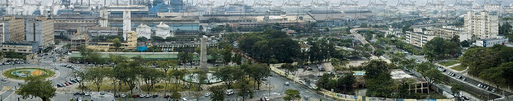 Vista Shopping 33, Praça Brasil Umuarama by jaluiziojr