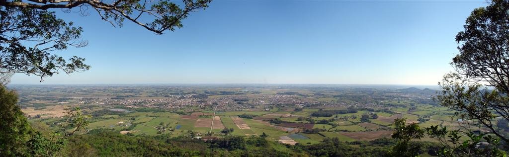 MORRO DO ELEFANTE (panorâmica) by L.CASSIO