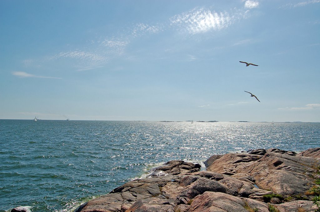 Suomenlinna, Blick aufs Meer by arniebln