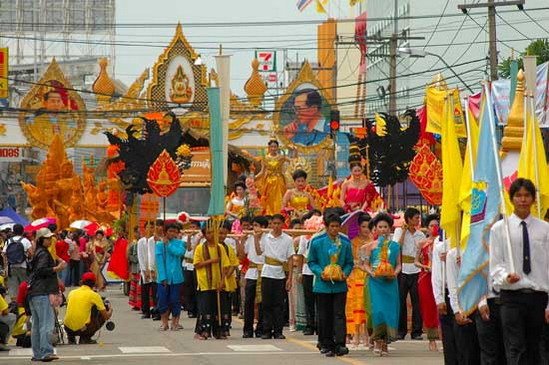 Candle Festivel_2 by Chalermsak  Tanlers