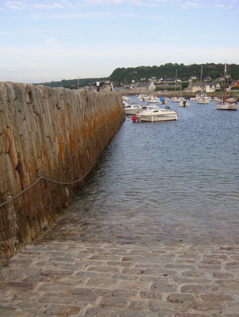 Port du Becquet by BOUCLY Françoise