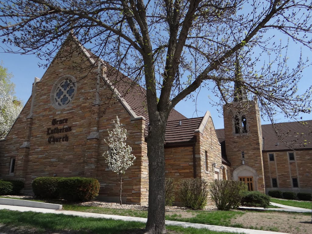 Grace Lutheran Church in Fort Dodge IA by Gino Vivi