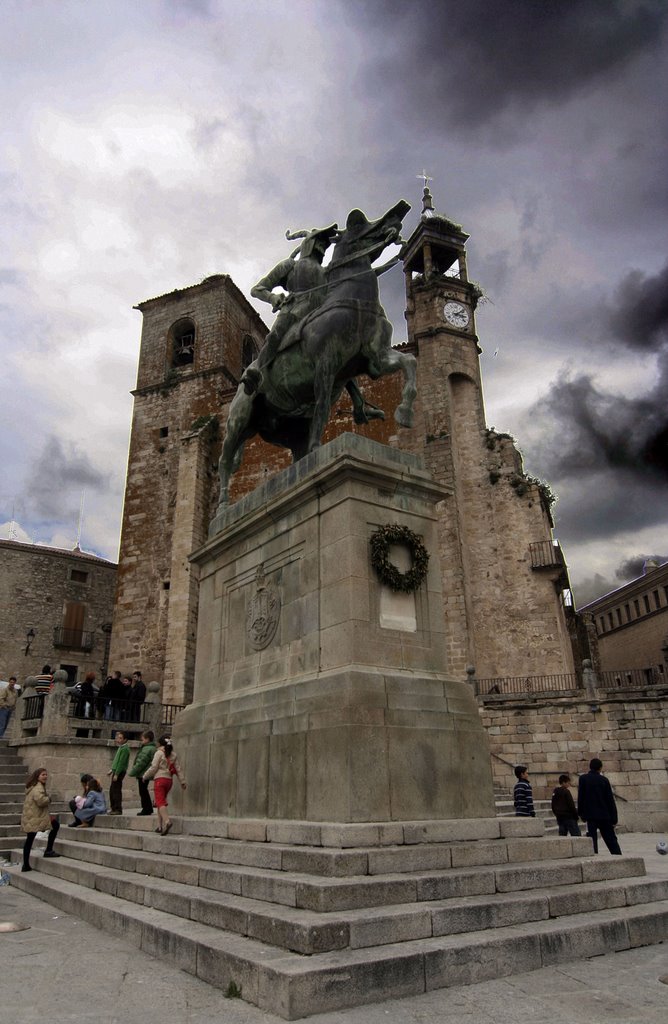 Estatua de Pizarro, Trujillo by david mA