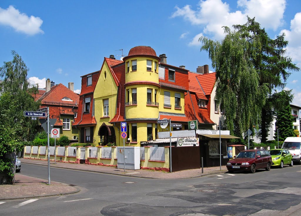 Frankfurt Heddernheim - In der Römerstadt. by R.F.Rumbao