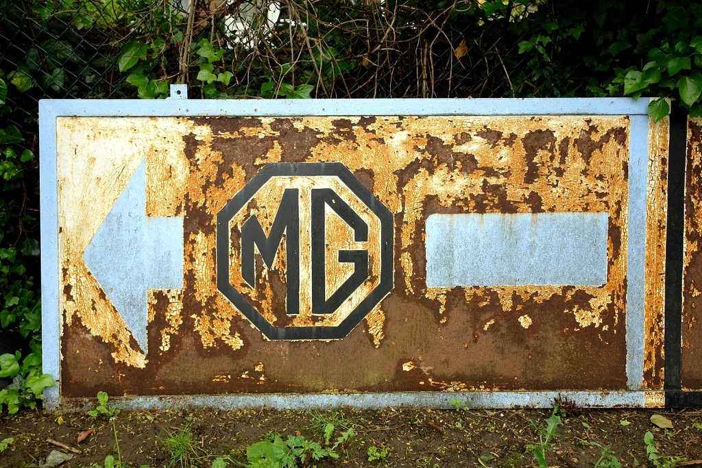 The remains of MG - a signpost by Michael Schäfer