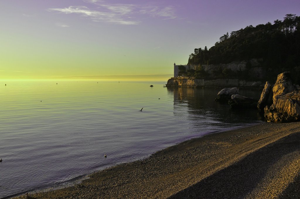 TRIESTE-SPIAGGIA DI MIRAMARE by marantoni2004