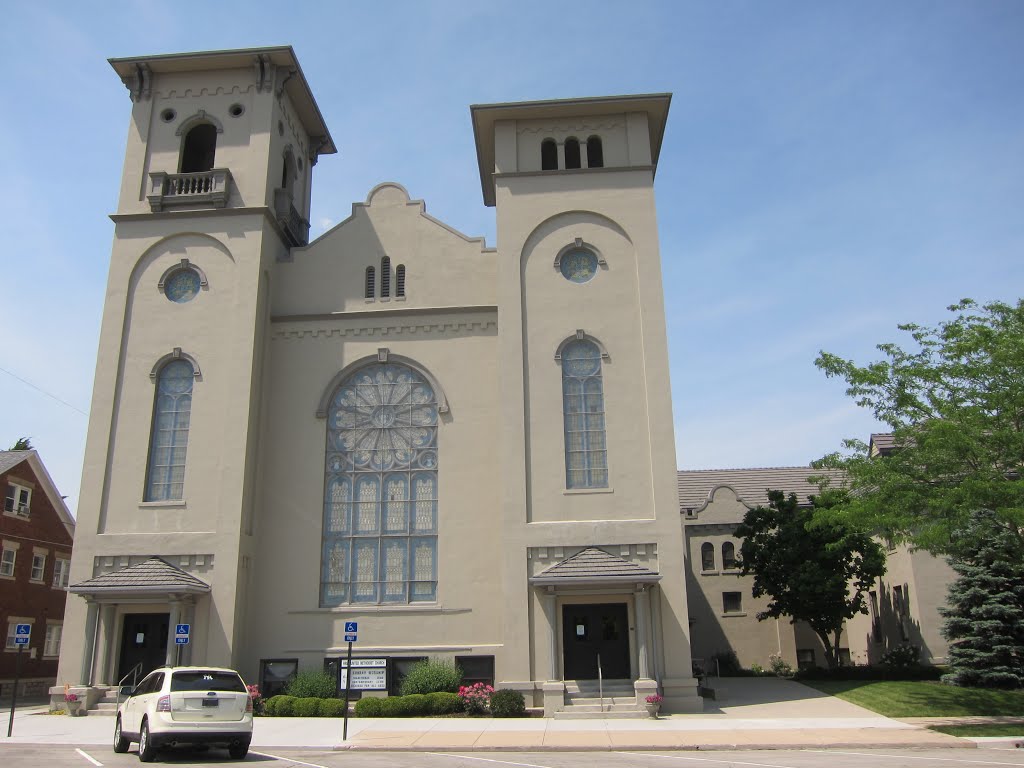 Sidney First United Methodist Church by ArtnScience