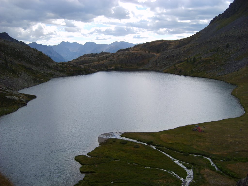 Lac de vens [vueb du refuge] by loic1520