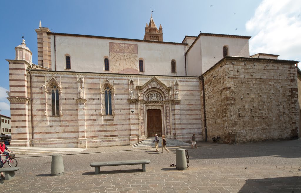 Cattedrale di San Lorenzo, Grosseto, Tuscany, Italy by trolvag