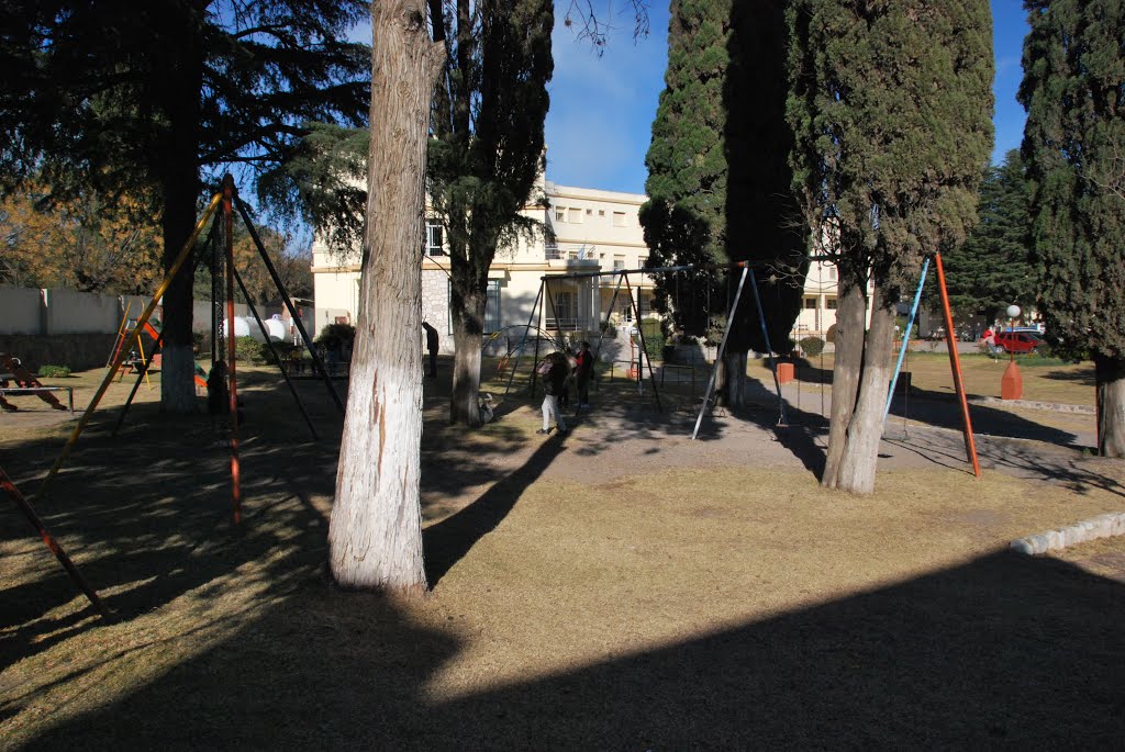 Residencia Serrana Salsipuedes, Salsipuedes, Córdoba, junio 2013 by Martín Otero