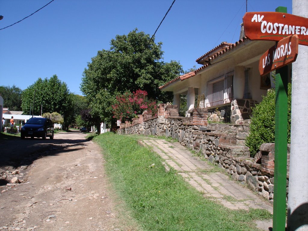 Calle Las Moras esq. Av . Costanera by Luis V. Gattari