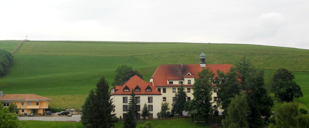 Klinik in Heimenkirch by Christoph Rohde