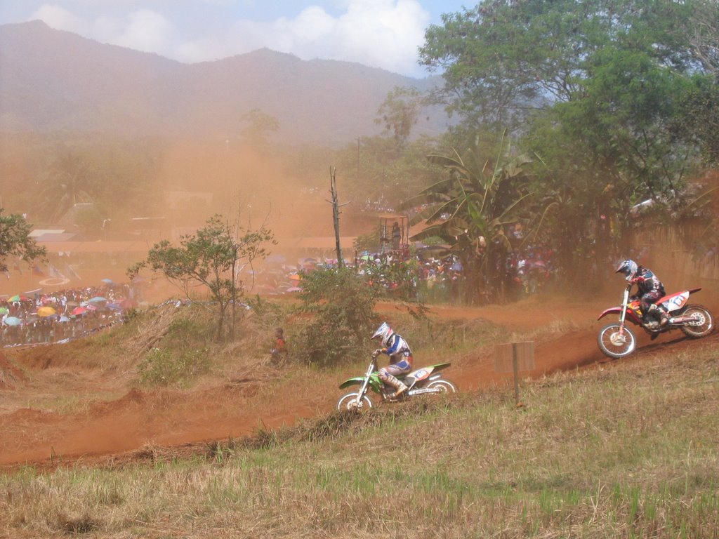 Moto Cross on Palawan1 by matzi01