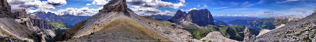 Canazei, Trentino-Alto Adige, Italy by Vojtech Dvorak