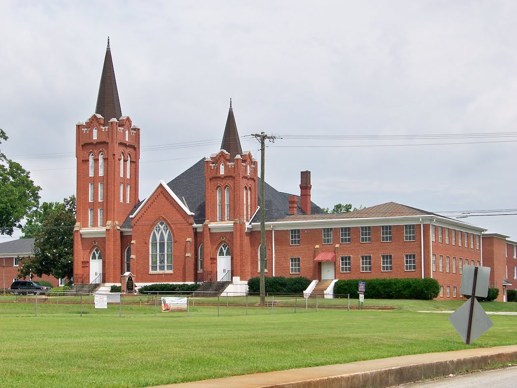 Cherokee Avenue Baptist Church by herdintheupstate