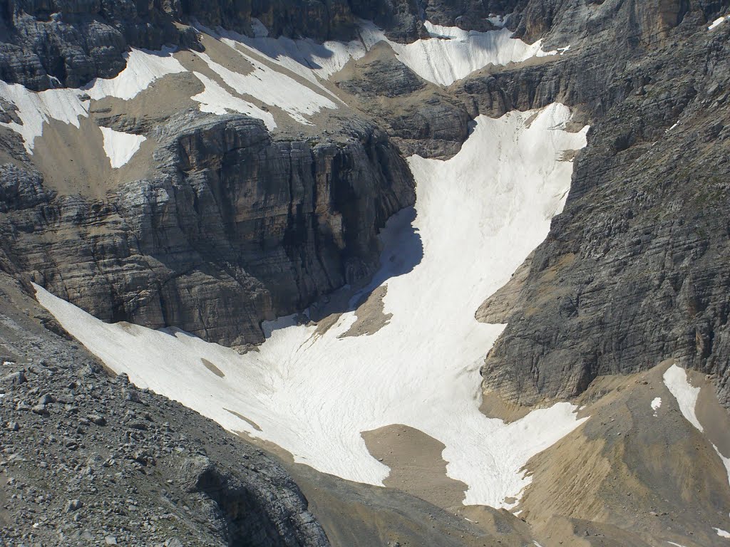 Ferrata Vandelli - ghiacciaio del Sorapiss by Giancarlo Azzolin