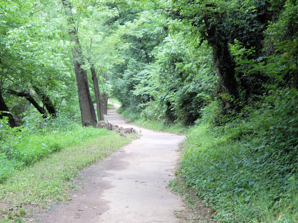 Hopkinsville Greenway & River Walk by Woodland Trekker