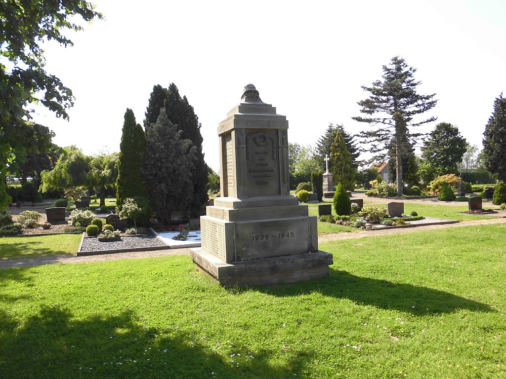 MONUMENTO A LOS CAÍDOS DE 1914-1918 (1921) - Ringkuhle - Aminghausen - Minden - Westfalia - Alemania by inka-arte