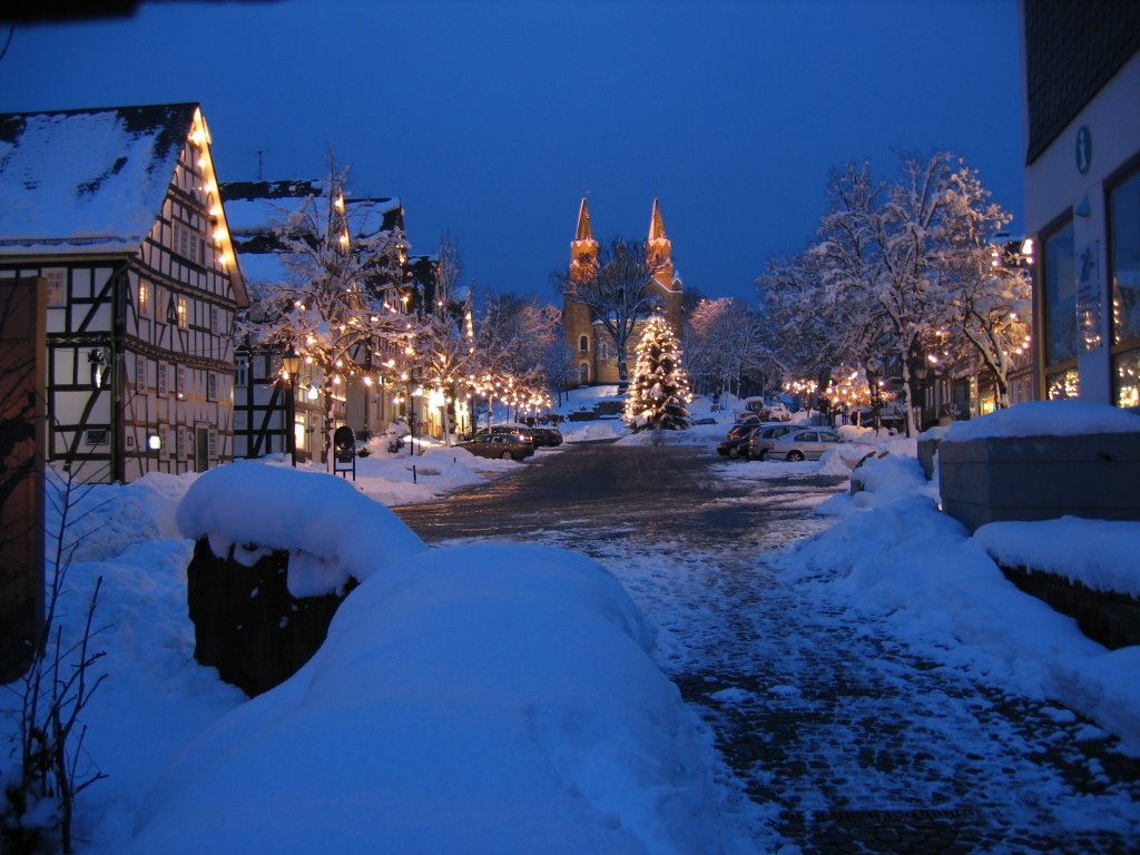 Marktplatz im Winter by Benjamin Menn