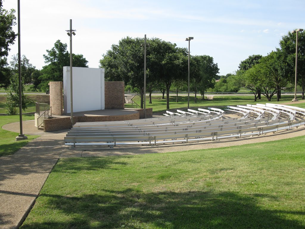 Amphitheatre by Ref Tom Green