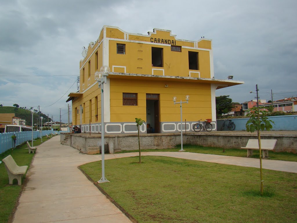 Estação ferroviária de Carandaí - MG by jaironunes