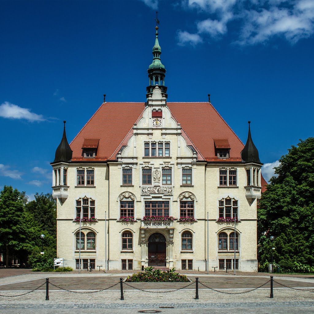 Rathaus trossingen by squareskull