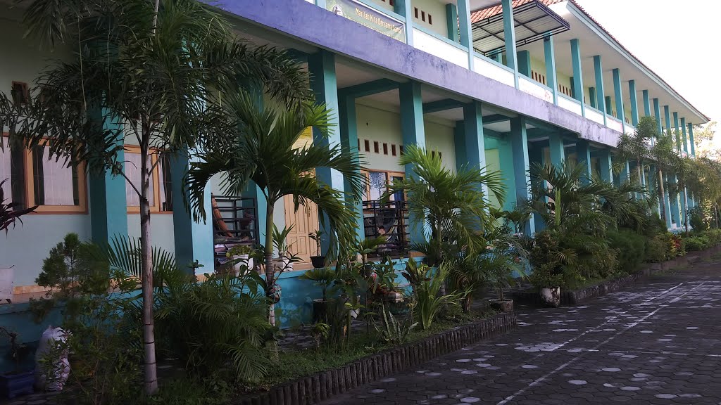 SMKN 8 Mataram by Heru Minandar, ST.