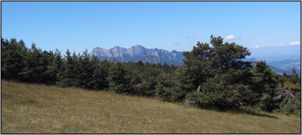 LES 3 BECS DU COL DU ROVET by jaimoxyd