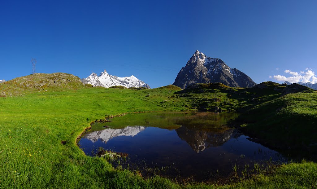 The colors of Lac du Mont Cenis, France, Save the Earth! by © mimipet.com