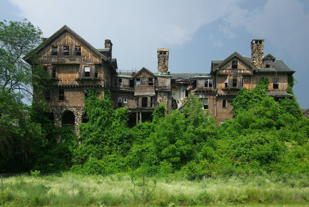 Bennett School for Girls by Gillies