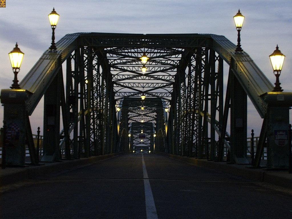 Bridge of Mary Valery by csuszem