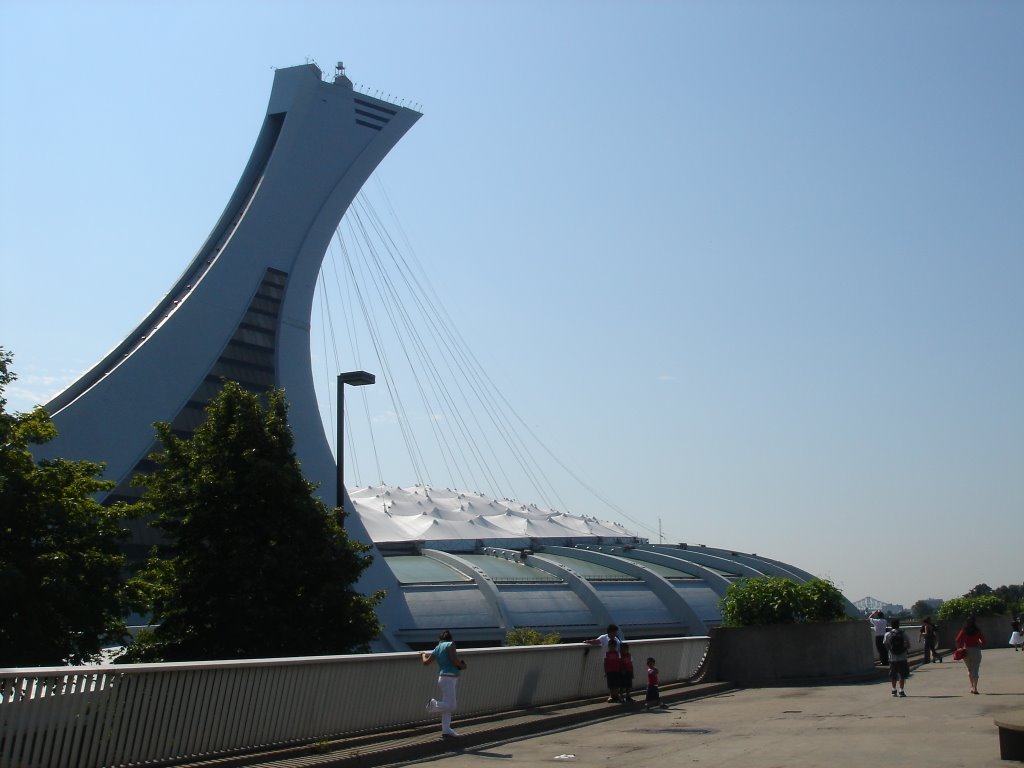 Olimpic stadium montreal canada by cmciclom