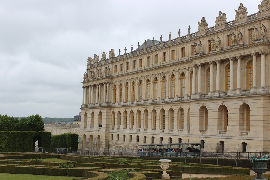 Versailles by Mariamichelle117