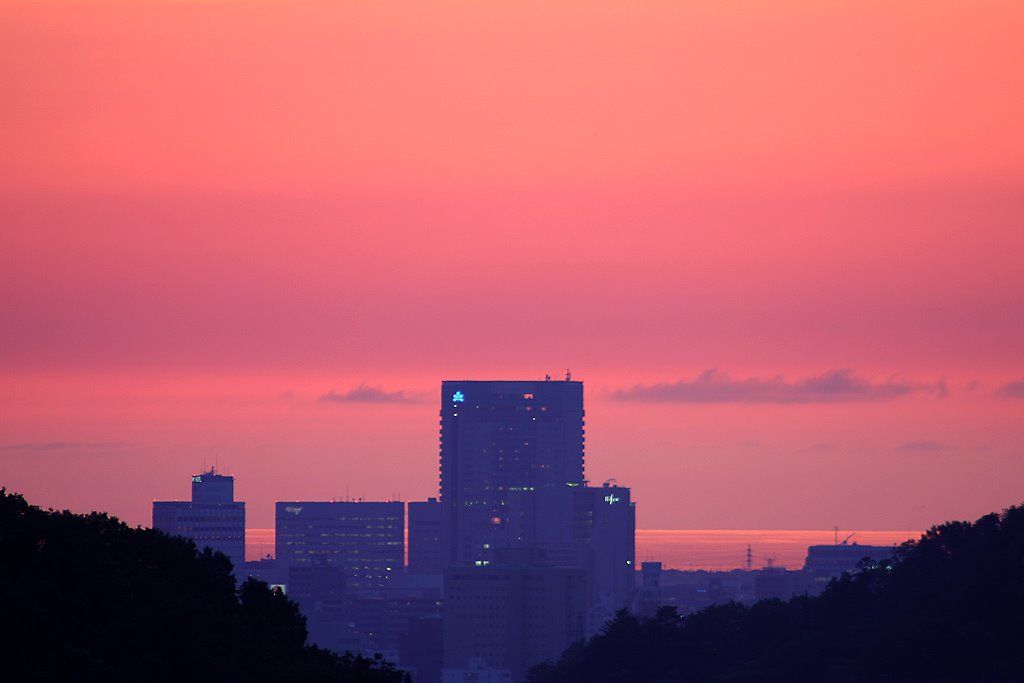 Sunset from University Campus by ekkaihla