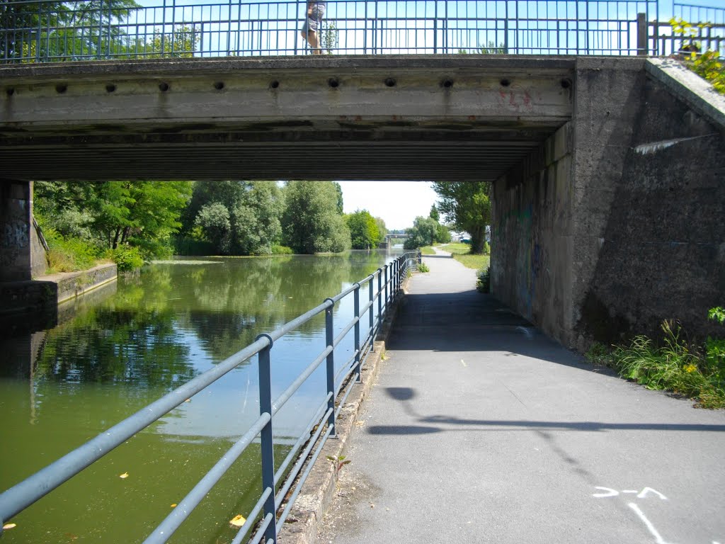 Pont du cheminde fer à Montbéliard by Claudius B.