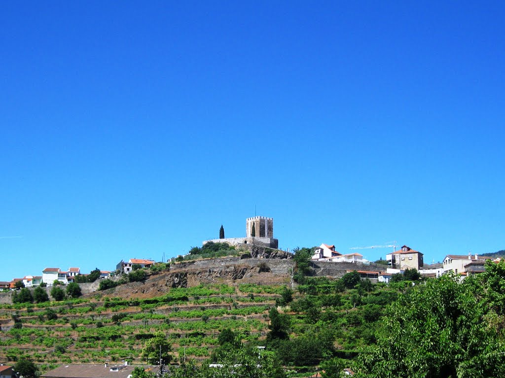 Castelo de Lamego by AJFAlmeida