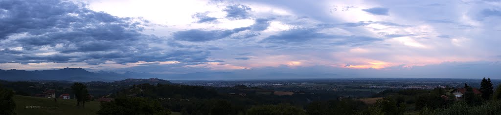 Panoramic view from Briaglia to the Provincia Granda. by Sclavo Domenico