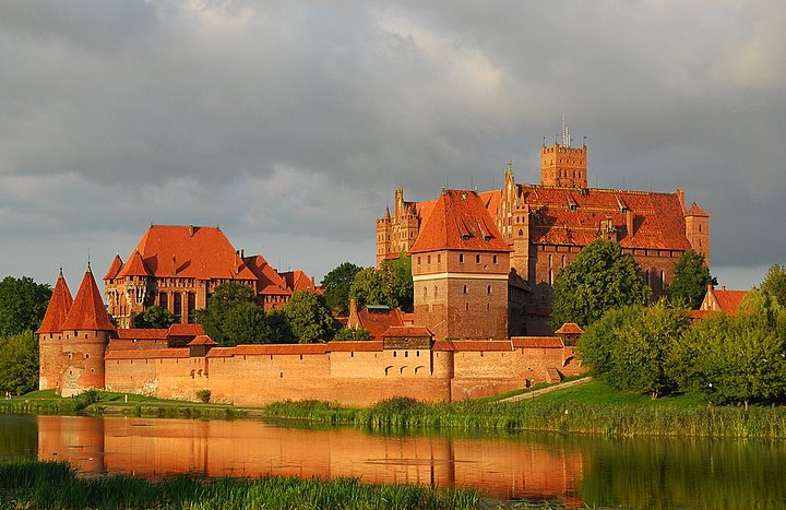 Zamek Malbork - Castle of Malbork by Marek Lach