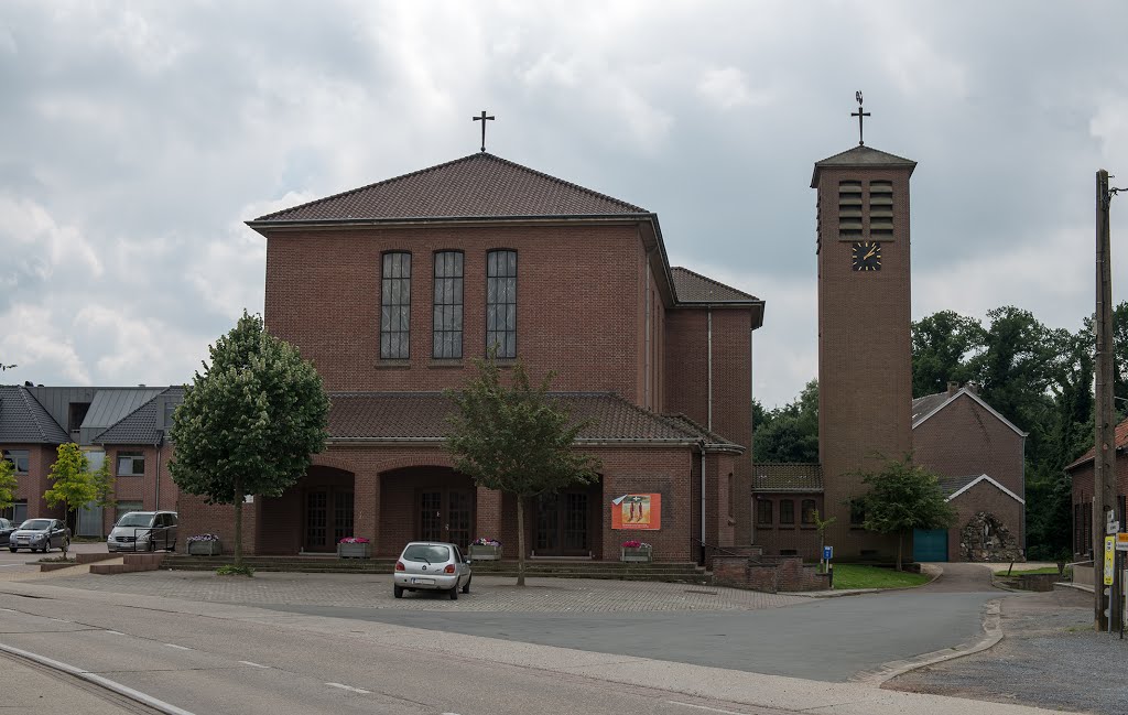 Kerk Ellikom by Henri Van Ham