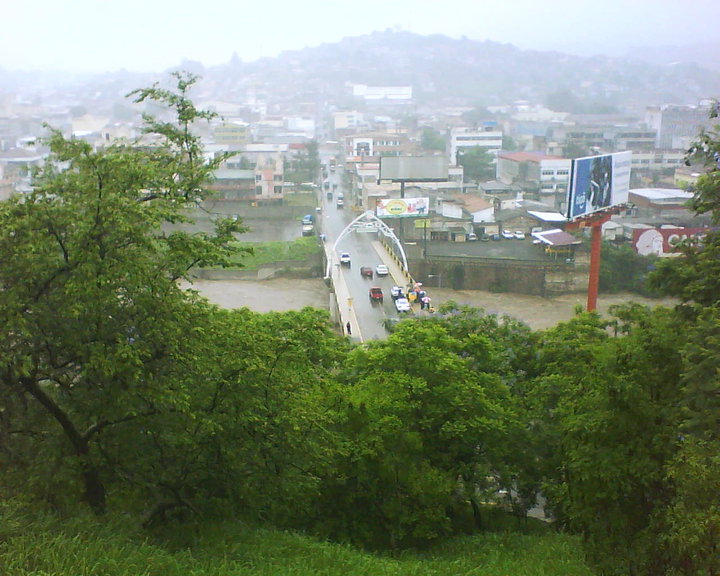 Puente Juan Ramón Molina by yoleomorazan