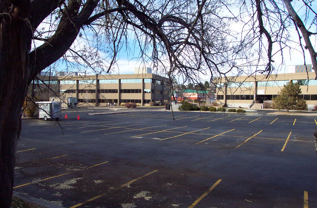 Consulado General de México en Denver, Colorado [Mexican Consulate] by Rafi Metz