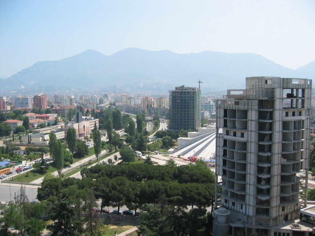 Tirana by Extipp