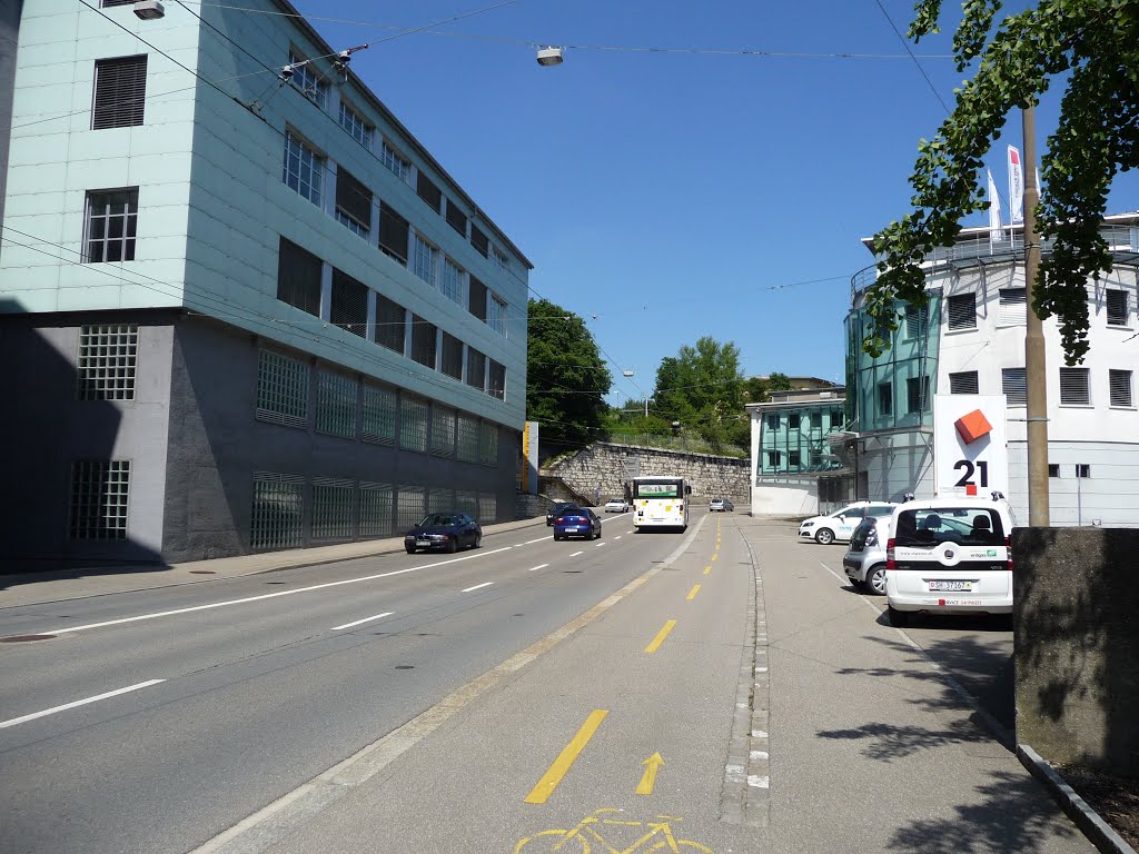 Mühlenstrasse beim Kraftwerk by bienenritter