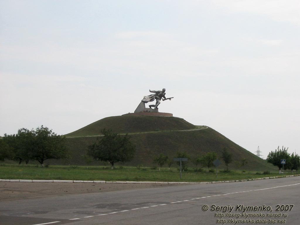 Пам'ятник «Захиснику Вітчизни» («Defender of the Fatherland» monument) by sergklim