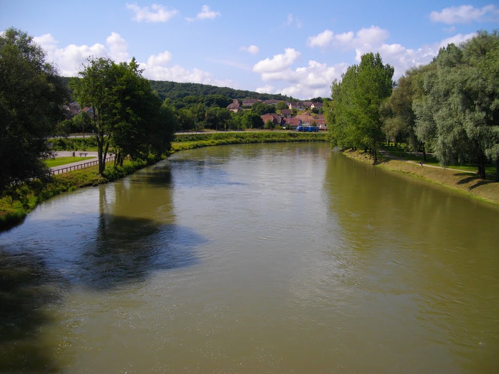 Le Doubs à Voujeaucourt by Claudius B.